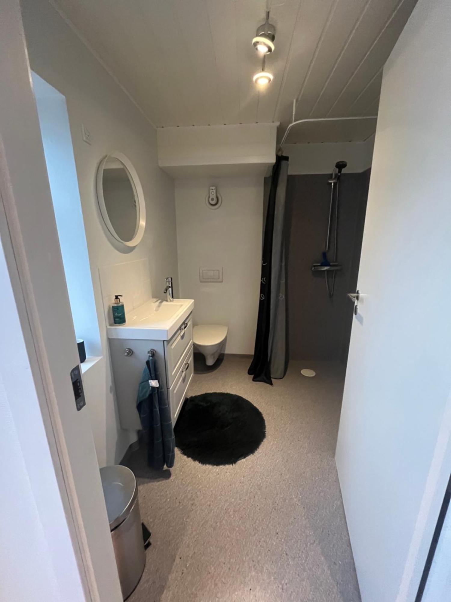Cosy Groundfloor Apartment Sørvágur エクステリア 写真